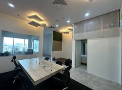 Centrium Square (D8), Office #591525011